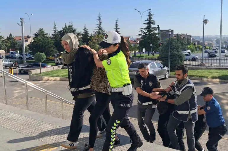 Karaman’da "Sokaklar Güvende" operasyonunda 10 şüpheli tutuklandı
