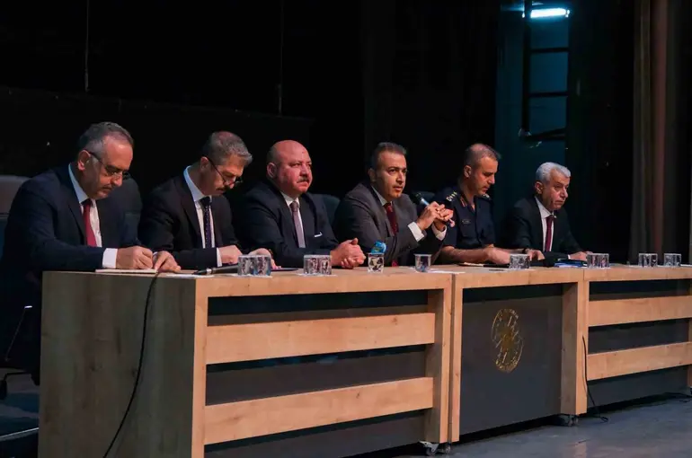 Karaman’da yeni eğitim-öğretim yılı güvenlik tedbirleri toplantısı yapıldı
