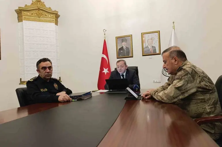 Kars’ta Kasım ayı asayiş ve güvenlik toplantısı yapıldı
