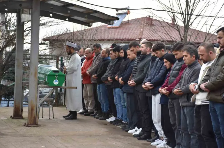 Kavgada tüfekle vurulan genç son yolculuğuna uğurlandı
