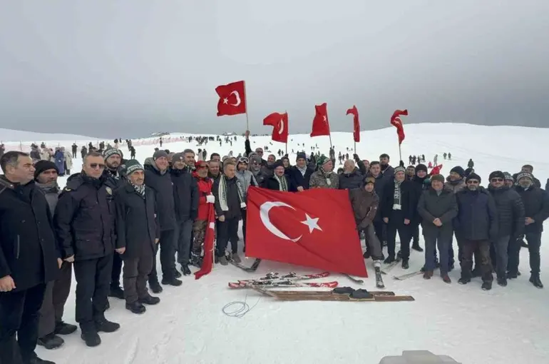 Kayakseverler Başçiftlik’e akın etti
