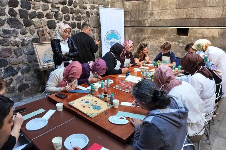 KAYMEK; vatandaşları sanatla buluşturdu
