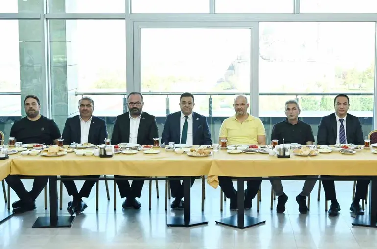 Kayseri OSB’de Deprem Güvenliği, Riskler ve Çözümler Toplantısı gerçekleştirildi
