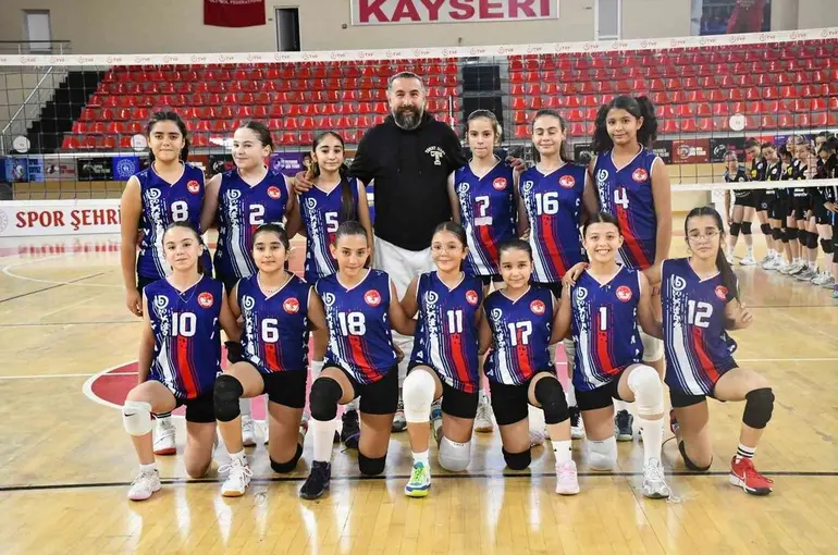 Kayseri voleybolu yükselişe geçti
