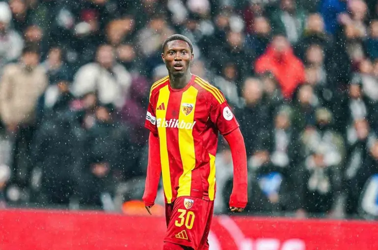 Kayserispor’da bir ayrılık daha
