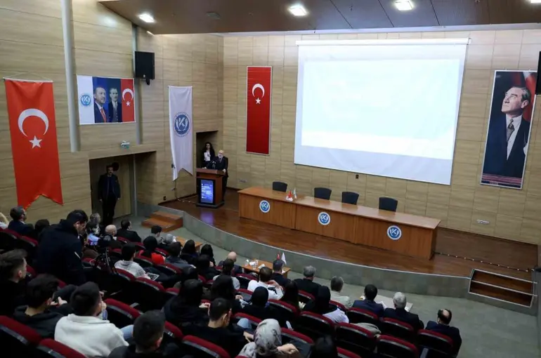 KAYÜ’de ‘Kitle Fonlama Eğitimi’ düzenlendi
