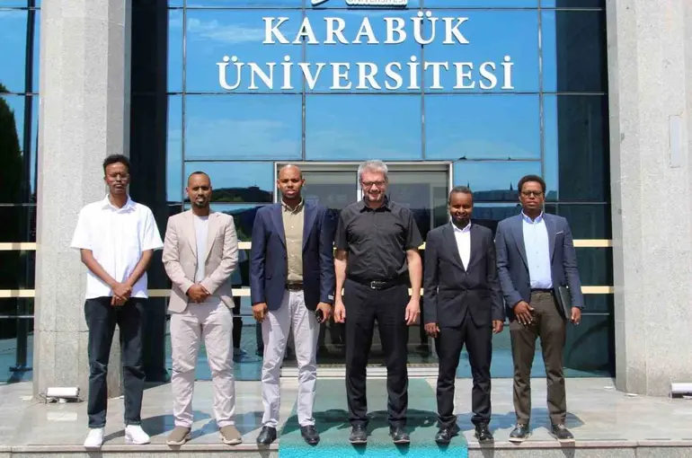 KBÜ ile Somali Baidoa International University arasında akademik iş birliği görüşmesi
