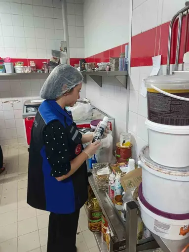 Kemer’de zabıta ekiplerinden bayram öncesi denetim
