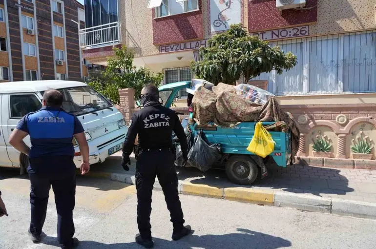Kepez’de kamu alanlarının işgaline geçit yok
