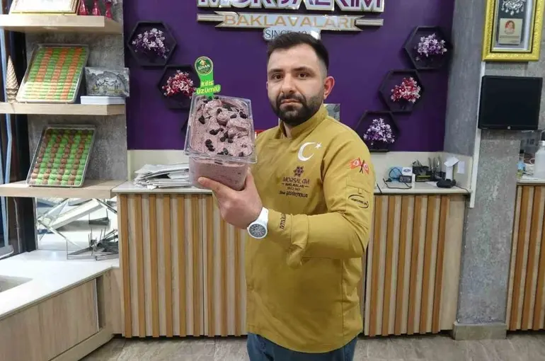 Kilis’in ’horoz karası’ üzümü dondurmaya dönüştü
