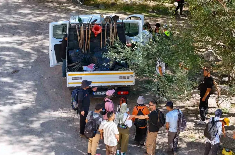 Kırlangıç Vadisi’nde yeşil seferberlik
