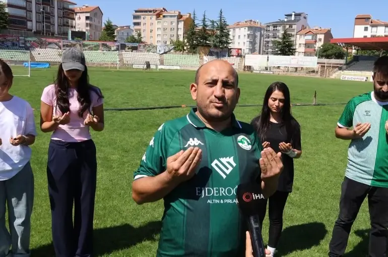 Kırşehir FK amigosundan takım için dua: "Yediğimiz goller ofsayt olsun"

