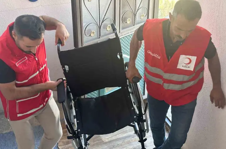 Kızılay Muradiye’de 2 bin çocuğa ulaştı
