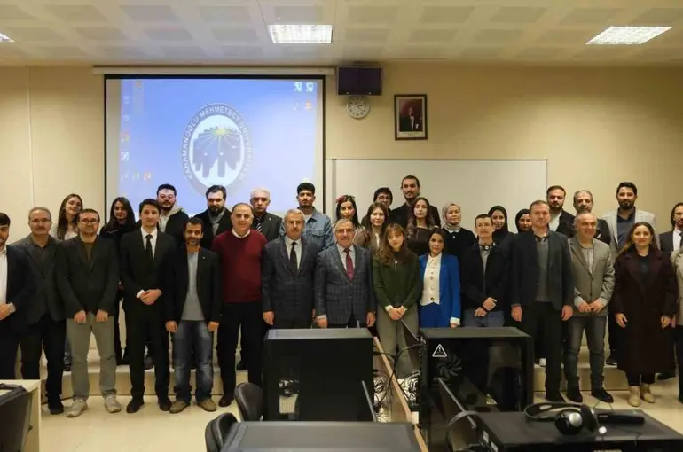 KMÜ’de ileri donanımlı çeviri laboratuvarı açıldı
