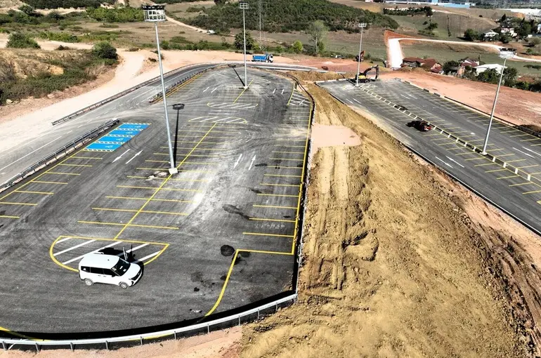 Kocaeli Stadı’nın çevresinde hummalı çalışma
