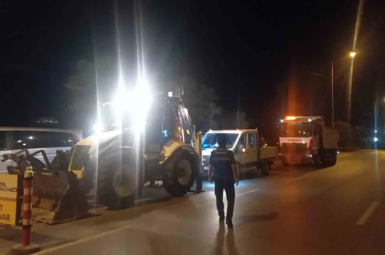 Kocaeli’de yola beton döken firmaya 20 bin lira ceza
