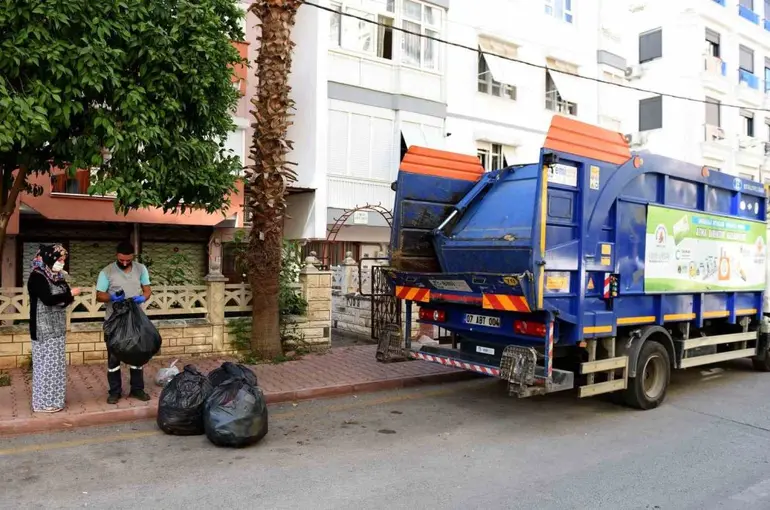 Konuksever Mahallesi geri dönüşümde yeniden zirvede
