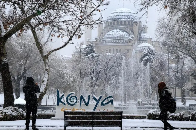 Konya'da eğitime kar engeli