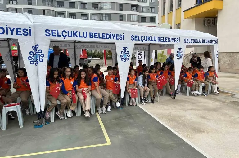 Konya’da  463 bin 723 öğrenci yeni eğitim öğretim yılına başladı
