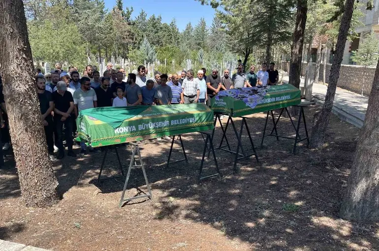 Konya’da derede boğulan kız kardeşlere acı veda
