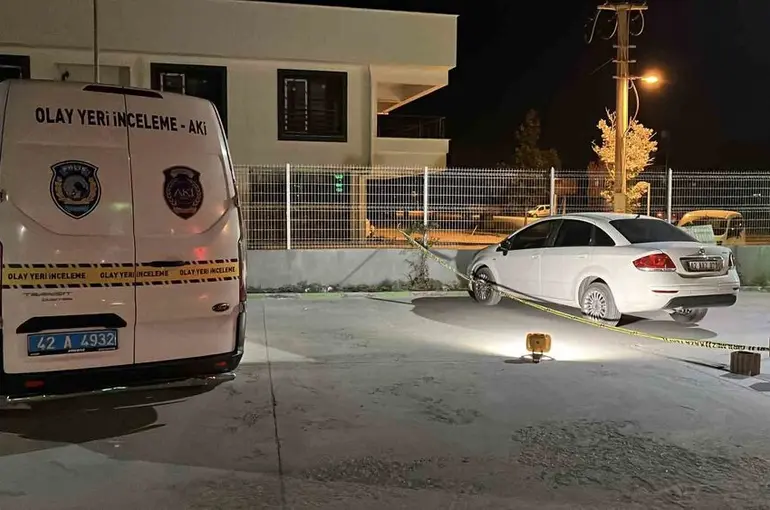 Konya’da kavga kanlı bitti: 1 yaralı
