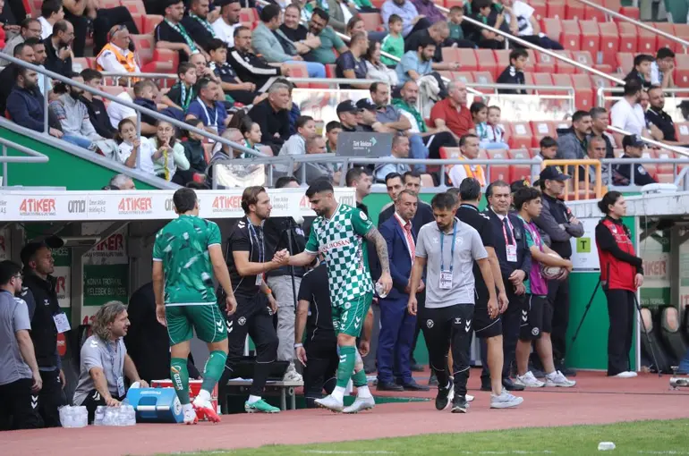 Konyaspor’da Adil Demirbağ şoku! Ameliyat olacak