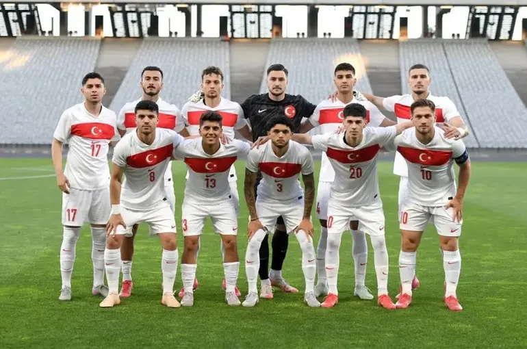 Konyaspor’un genç eldiveni Ümit Milli Takım kadrosunda