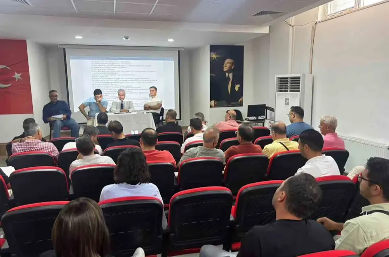 Köşk’te okul müdürleri yeni eğitim yılı için toplandı
