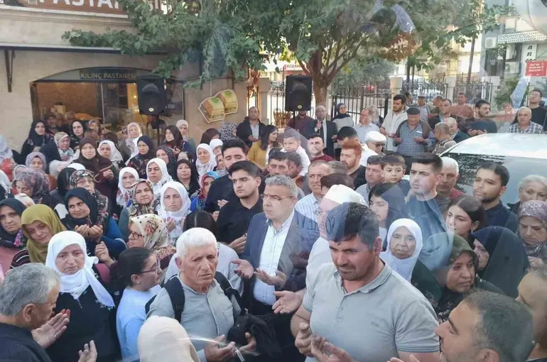 Köşk’te umre yolcuları dualarla uğurlandı
