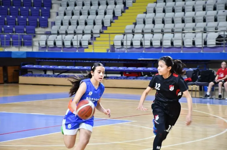 Küçükler basketbol grup müsabakaları başladı
