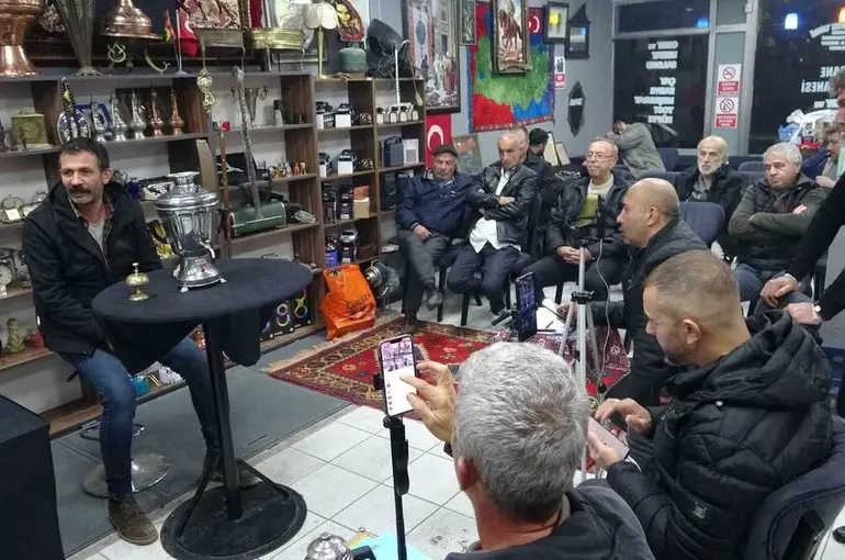 Kütahya’da haftada 3 gün antika mezatı düzenleniyor
