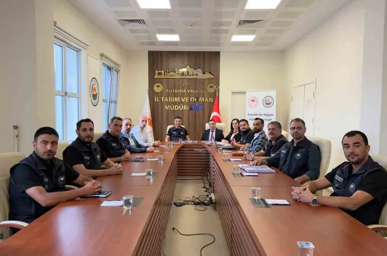 Kütahya’da kırsal kalkınma masaya yatırıldı: 7 ilçe ve 157 köy için yeni hedefler
