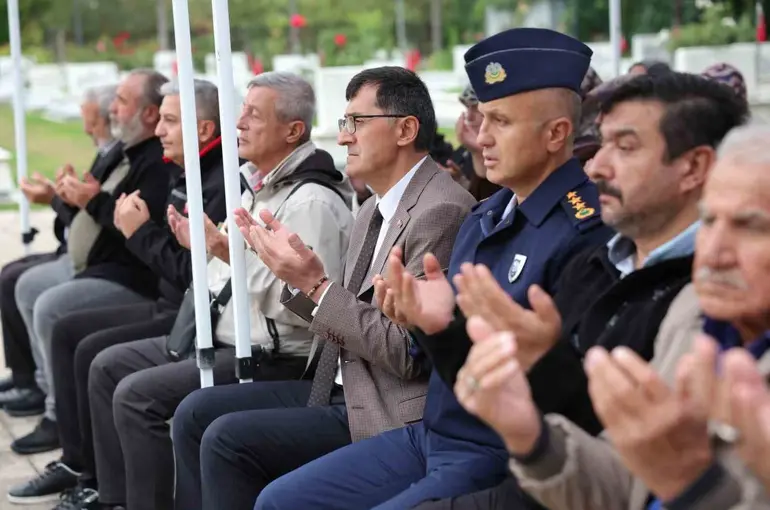 Kütahya’da şehitler ve gaziler yâd edildi
