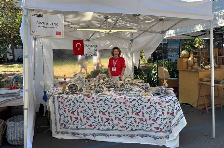 Kütahya’nın seramik sanatı İtalya’da uluslararası festivalde tanıtıldı
