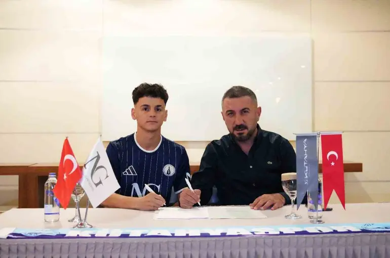 Kütahyaspor’dan genç transfer: Adem Yeşilyurt kadroda
