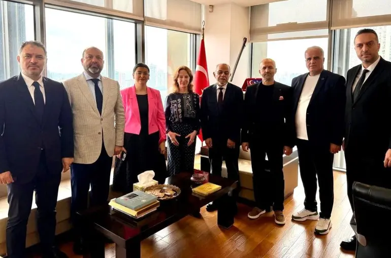 KUTSO Heyeti, Kanton Fuarı’nda küresel iş birliği fırsatlarını değerlendirdi
