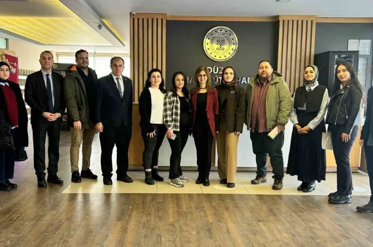 Kütüphanelerin sorunları görüşüldü
