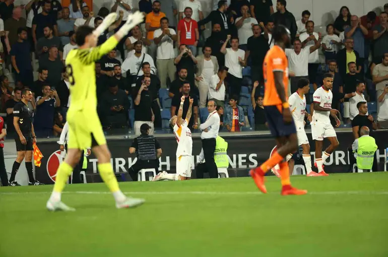 Lucas Torreira bu sezonki ilk golünü attı
