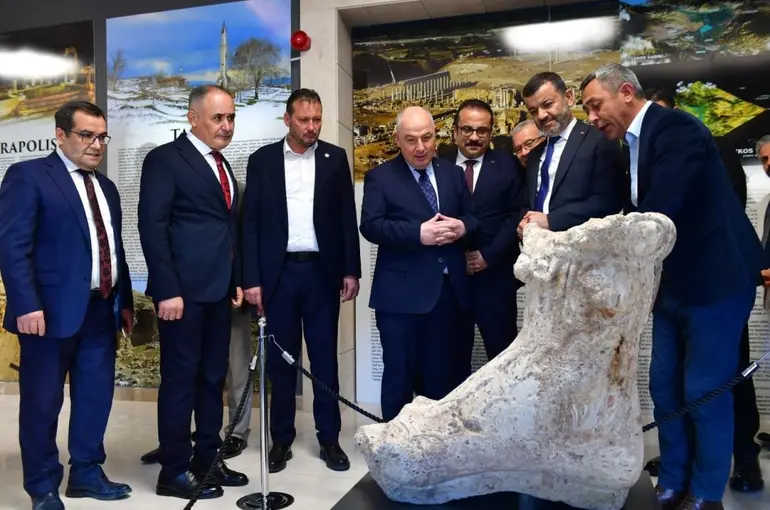 Lykos’un Antik Yüzleri sergisi beğeni topladı
