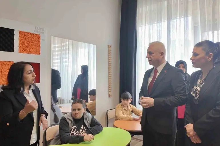 Mahalle mahalle engelsiz eğitim
