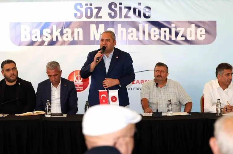 Mahalle sakinlerinin taleplerini dinledi
