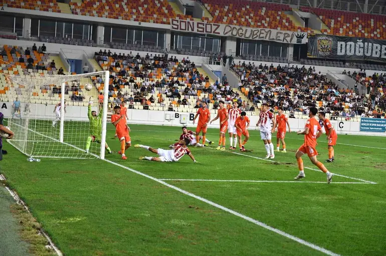 Malatya Yeşilyurt Spor, Adanaspor’u 8-0 mağlup etti
