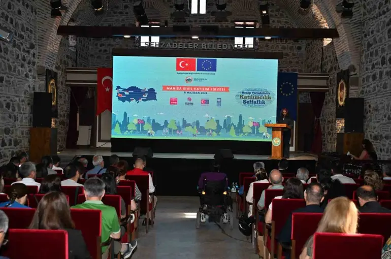 Manisa Sivil Katılım Zirvesi düzenlendi
