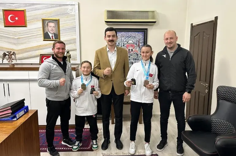 Manyas’tan karate şampiyonasında çifte derece
