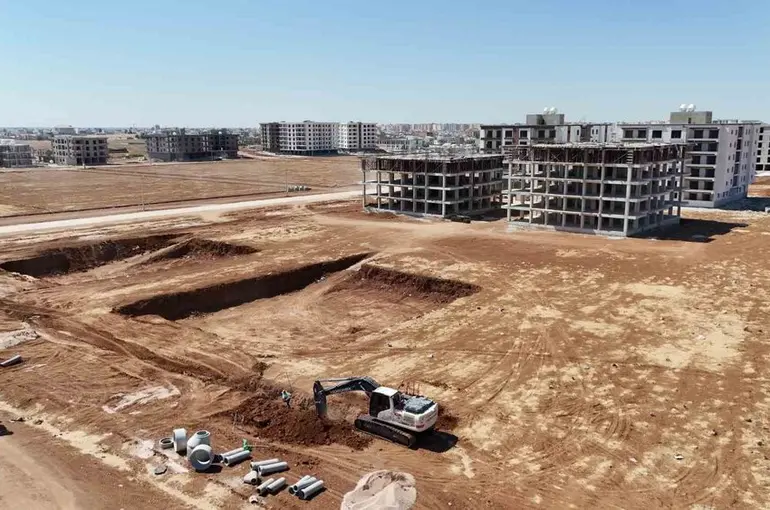 Mardin’de 12 bin metrelik atıksu çalışmaları devam ediyor
