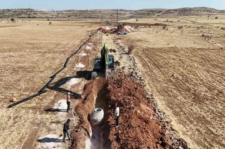 Mardin’de bir mahalle daha atık su altyapısına kavuştu

