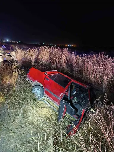Mardin’de iki otomobilin çarpıştığı kazada 1 kişi öldü, 4 kişi yaralandı
