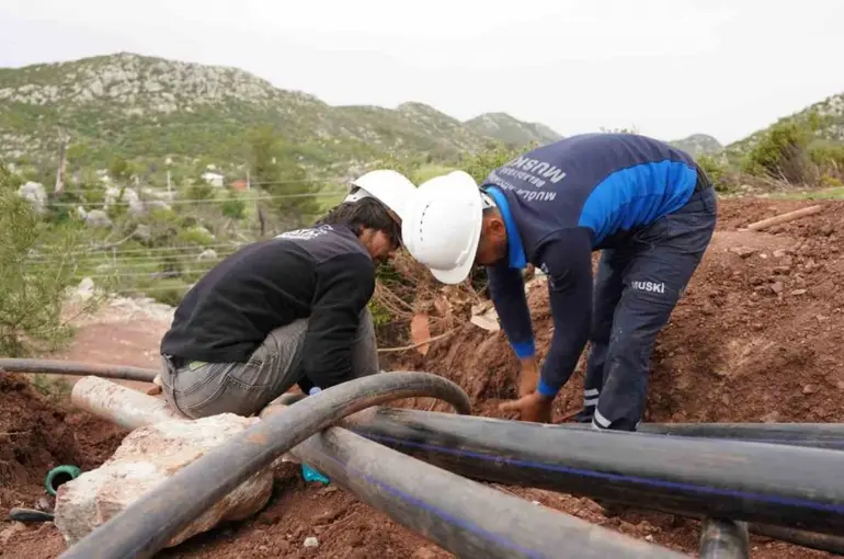 Marmaris Orhaniye ve Osmaniye Mahallelerinin su sorununu çözüldü
