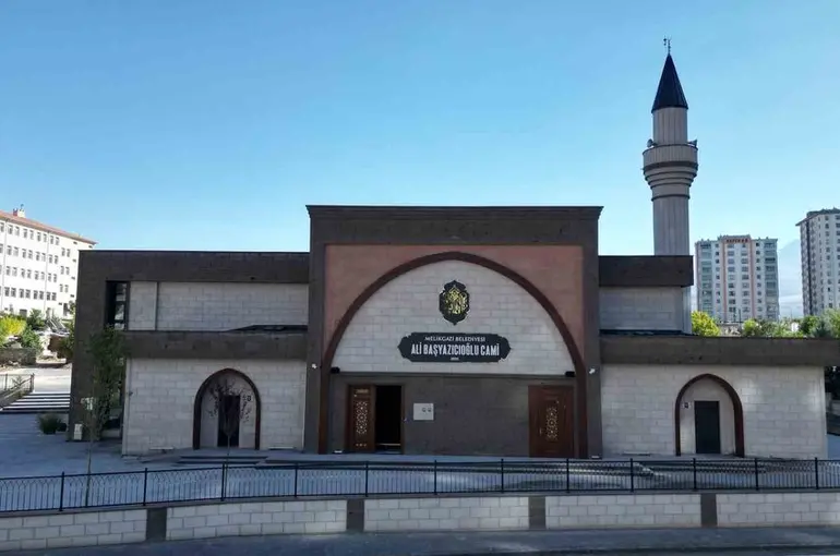 Melikgazi Belediyesi Ali Başyazıcıoğlu Külliyesi açılıyor
