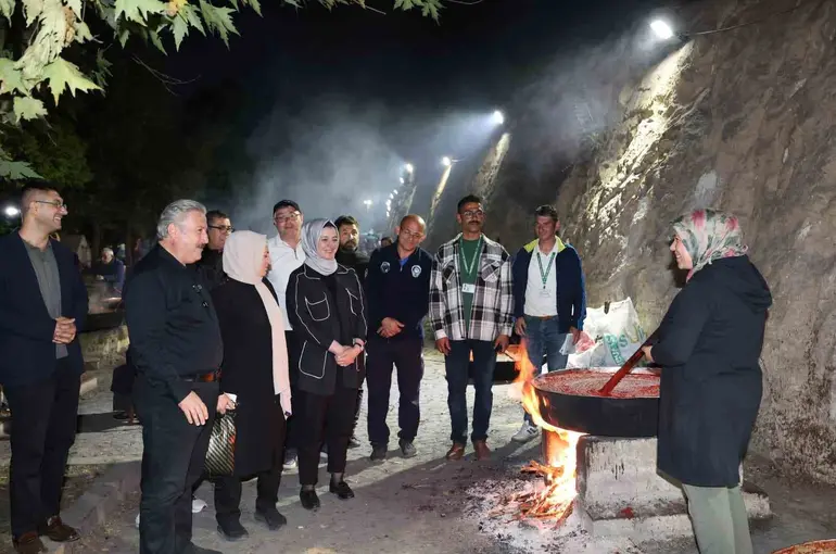 Melikgazi’de Salça Günleri rekor katılımla tamamlandı
